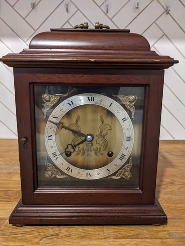 Elliott chiming mantel clock - chiming,