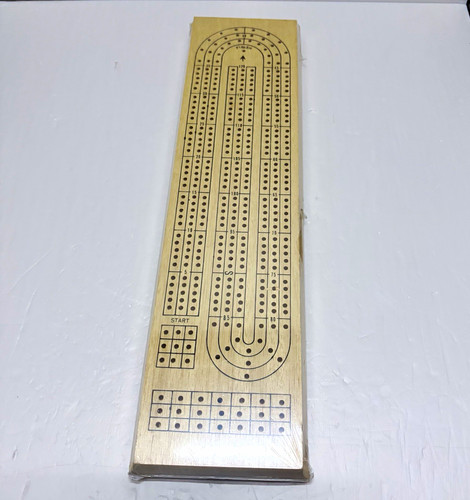 Vintage wooden cribbage board - wooden,