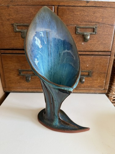 Vintage lily earthenware vase - vintage,
