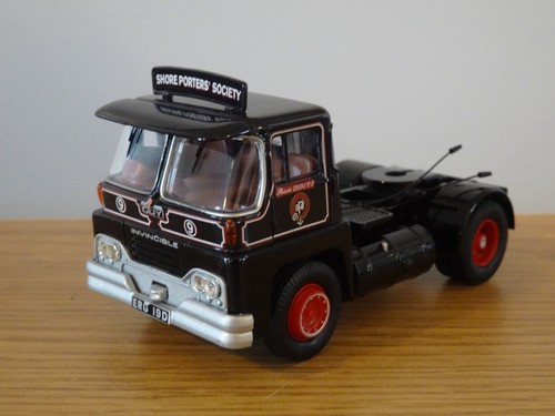 Corgi classics shore porters - shore,