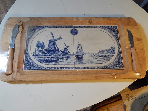 Delft blue tiles serving - blue,