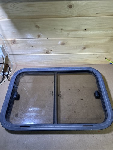 Aluminium window for - aluminium, horsebox