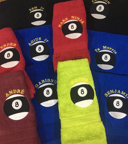 Personalised pool cue - cue, towel