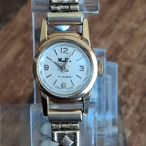 18ct gold watch mudu - &, rolled