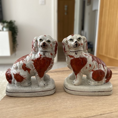 Staffordshire mantle wally - staffordshire,