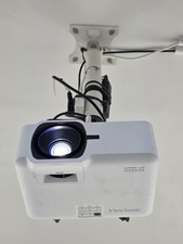 ViewSonic LS740HD Projecter
