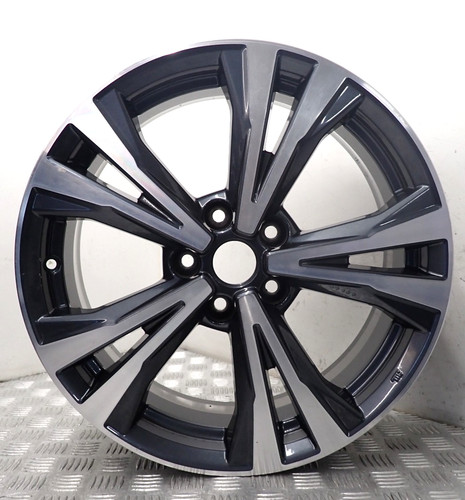 Nissan qashqai j11 grey - nissan, 18''