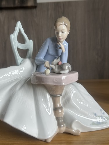 Lladro nao playing with - lladro,