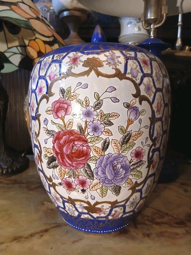 Large chinese porcelain - ,