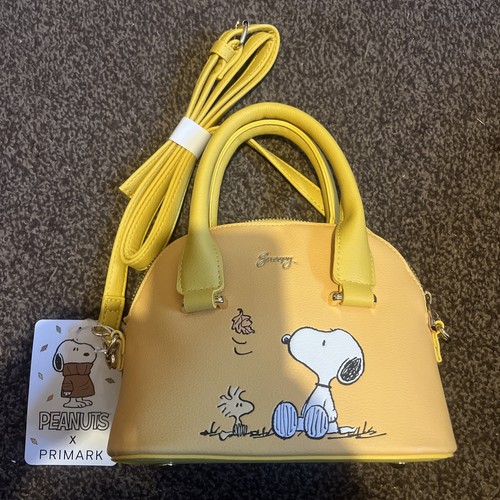 Snoopy peanuts yellow - snoopy, sling