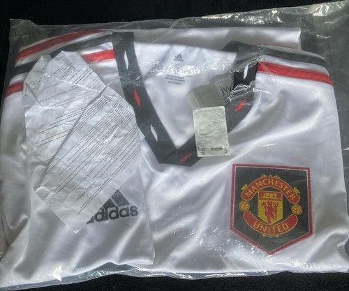 Manchester united away shirt - manchester,