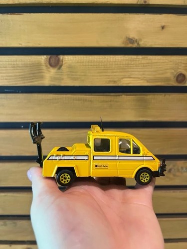Vintage 1980s corgi - 1980s, aa