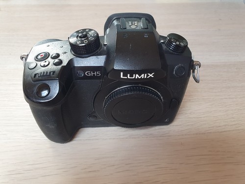 Panasonic lumix gh5 excellent - lumix,