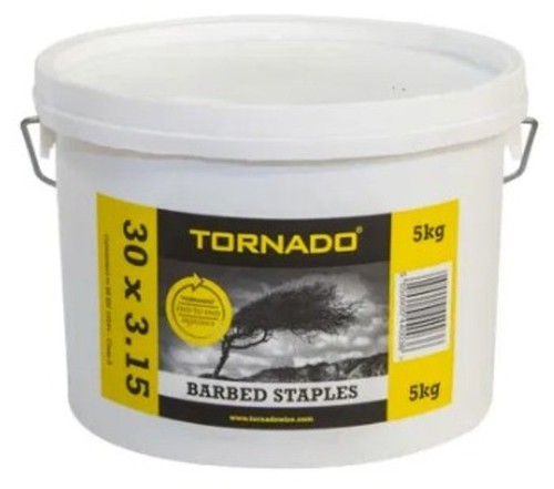 Barbed 40mm fencing staples