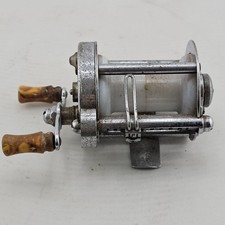 Vintage Pflueger Skilkast