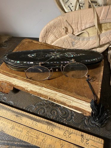 Victorian pince nez - pince,