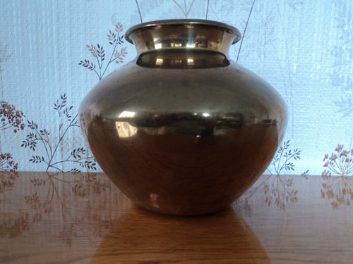 Antique ww1 brass shell - ?,
