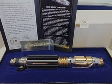 Master Replicas Star Wars Mace Windu Lightsaber 1:1 Scale SW-112 Prop Replica
