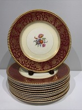12 SOHO Pottery Ambassador Ware Red Yellow Bands Gold Trim Floral Dinner Plates