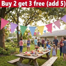 12x Waterproof Triangle Flags