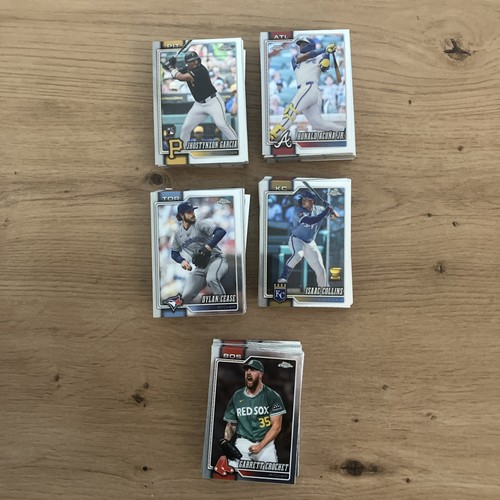 2026 topps chrome 126 - card, lot