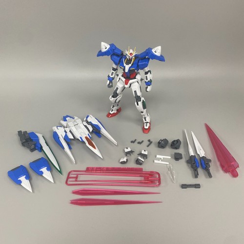 Raiser mobile suit - hg,