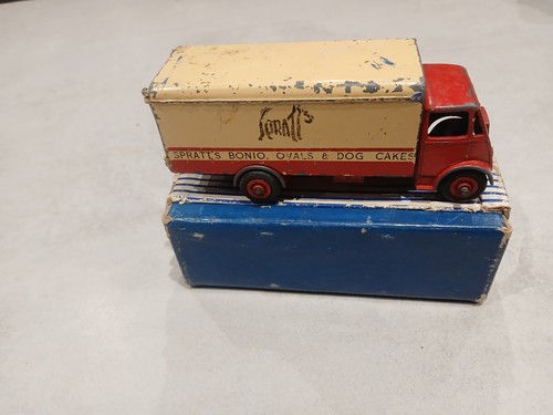 Dinky supertoys 917 - dinky, van