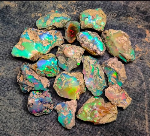Big size opal crystal - size, rough
