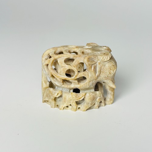 Elephant soapstone stone - soapstone,