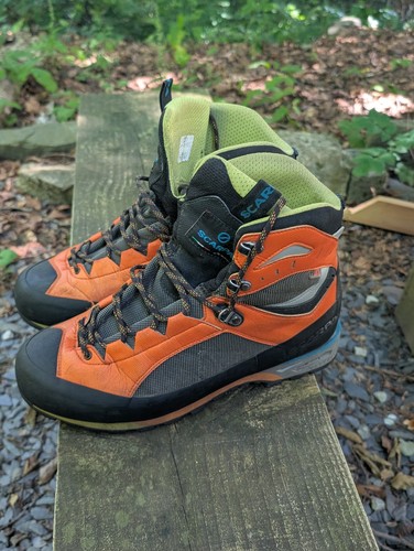 Scarpa charmoz boots - hd,