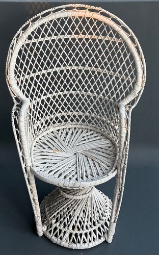 Large peacock chair doll - chair,