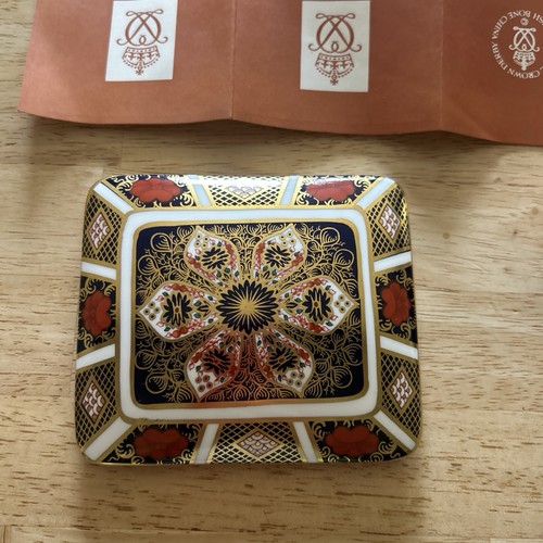 Royal crown derby - crown, imari