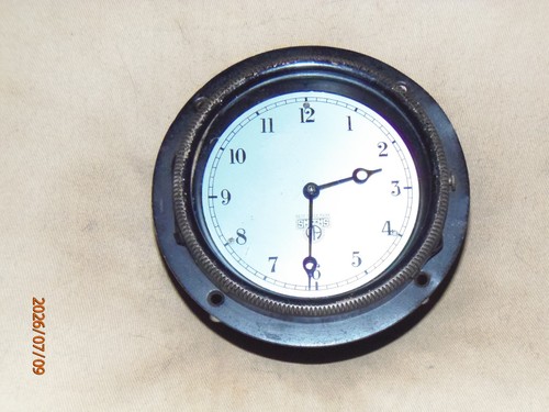 Vintage smiths car clock - car, open