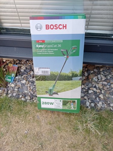 Bosch electric grass trimmer - grass,