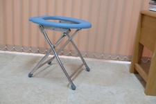 PORTABLE BAG TOILET COMMODE