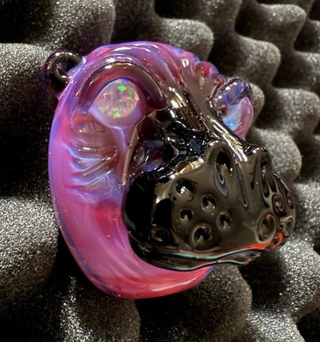 Crux glass hippo pendant - hippo,