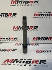 SUZUKI GSXR FRONT SPINDLE K4