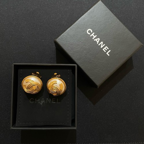 Chanel vintage pearl - chanel,
