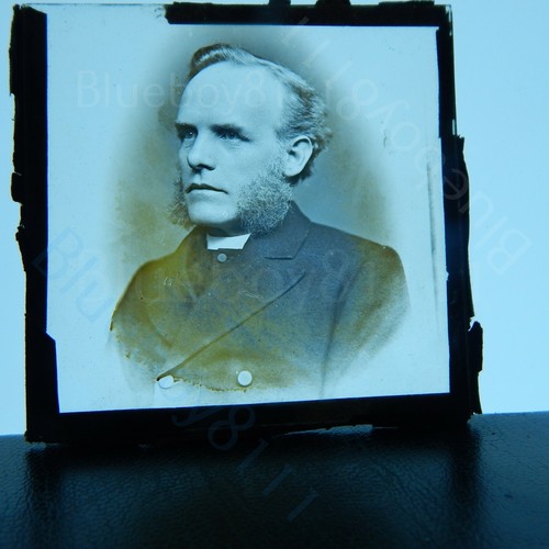 Clergyman vicar reverend - c;clergyman,, vicar,