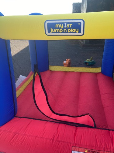 Childrens bouncy castle - bouncy,