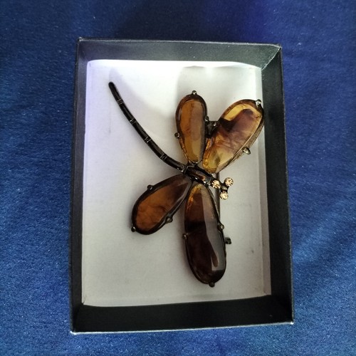 Silver scene butterfly broche - scene,