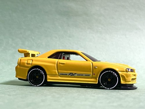 Hot wheels new nissan - nissan, skyline