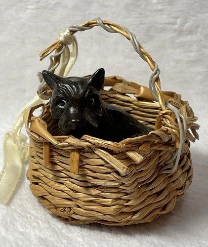 Miniature toto dog basket - toto,