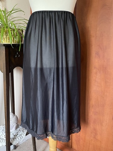 Vtg berkertex half slip - berkertex, size