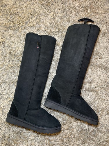 Celtic black knee - &,
