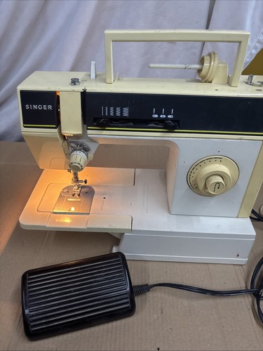 Vintage singer sewing - singer, machine
