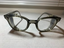 American Optical Vintage Horn