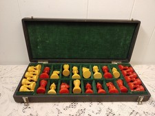 Vintage Bakelite Staunton Style Chess Set Beautiful with Case