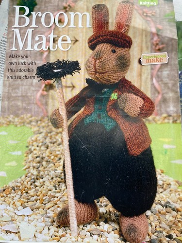 Alan dart toy knitting - alan,