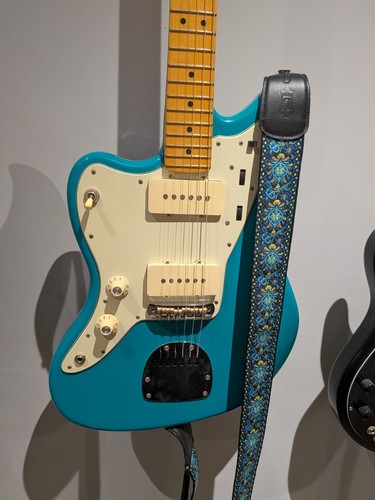 Fender american pro - fender, ii